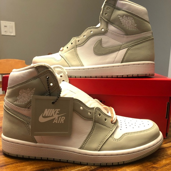 Nike Air Jordan 1 High OG - Seafoam Green - Picture 5 of 13